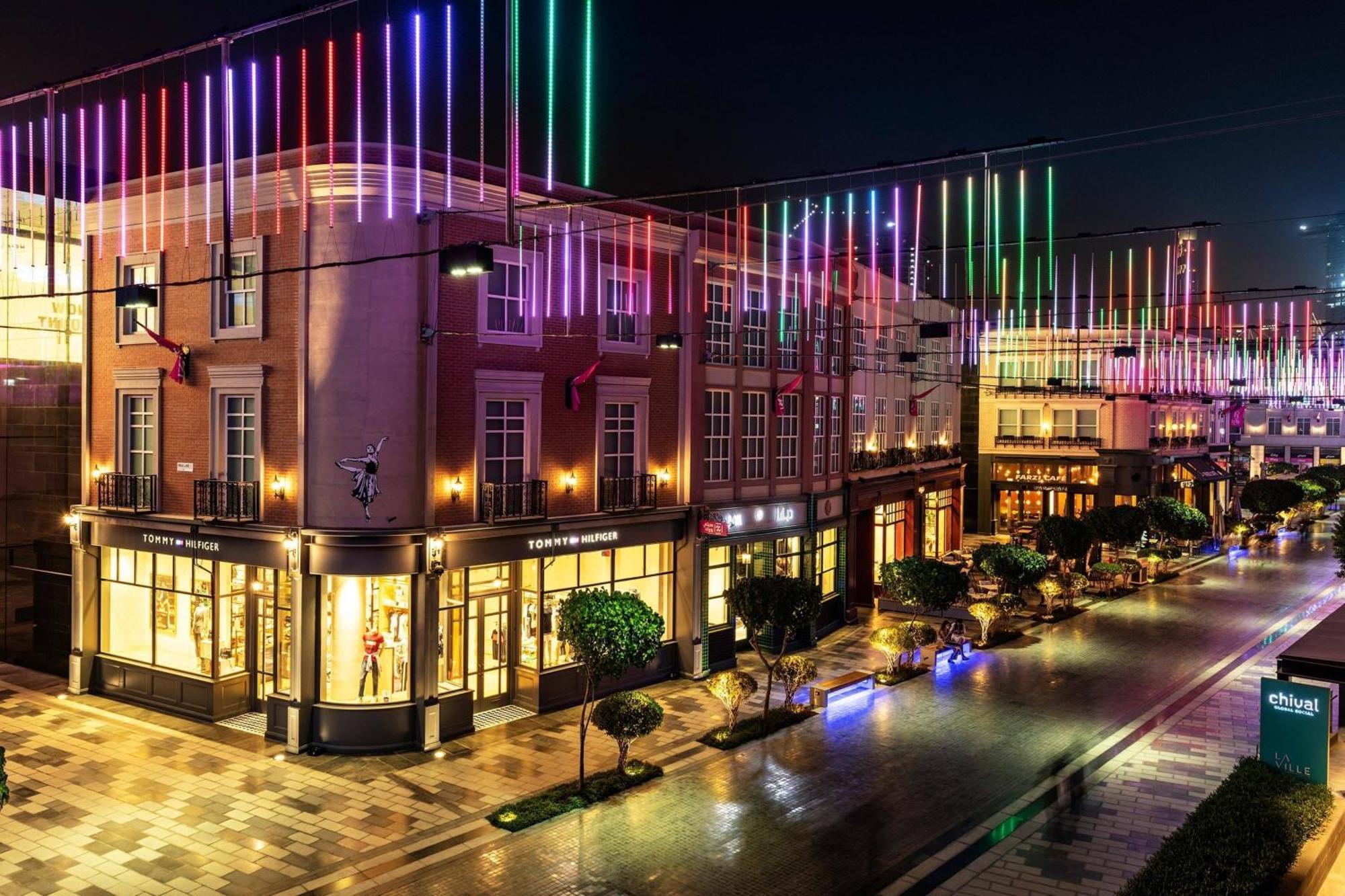 La Ville Hotel & Suites City Walk Dubai, Autograph Collection Kültér fotó The Village Outlet