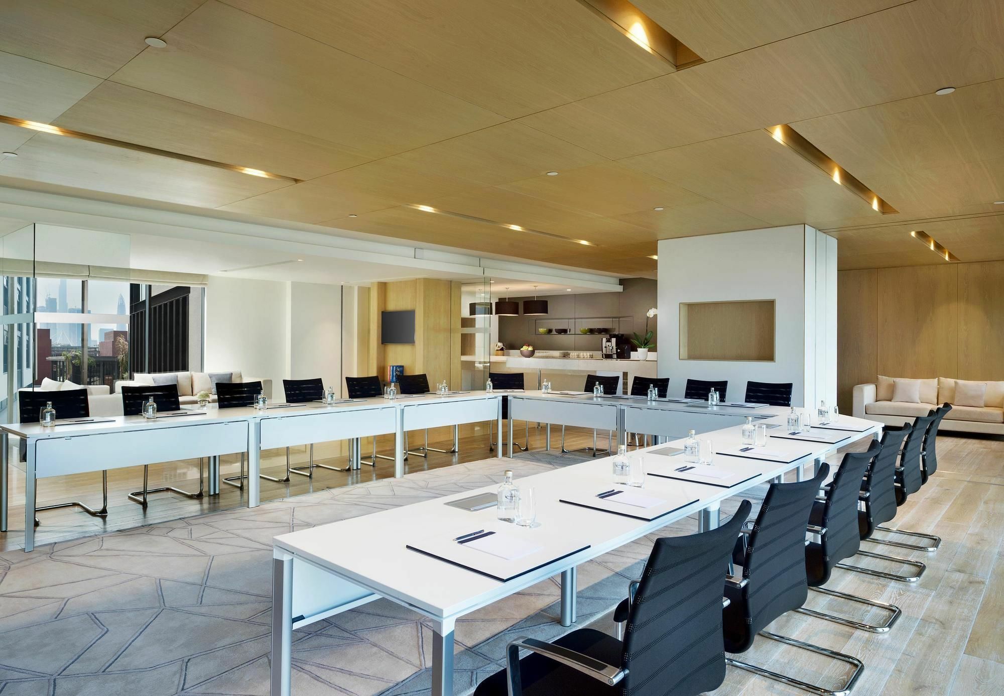 La Ville Hotel & Suites City Walk Dubai, Autograph Collection Kültér fotó Meeting room